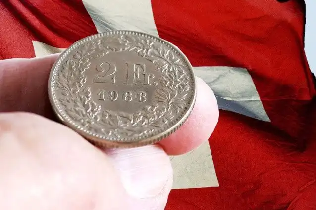 Kredyty, odfrankowienie, umowy, ubezpieczenia, unieważnienie, zapisy abuzywne